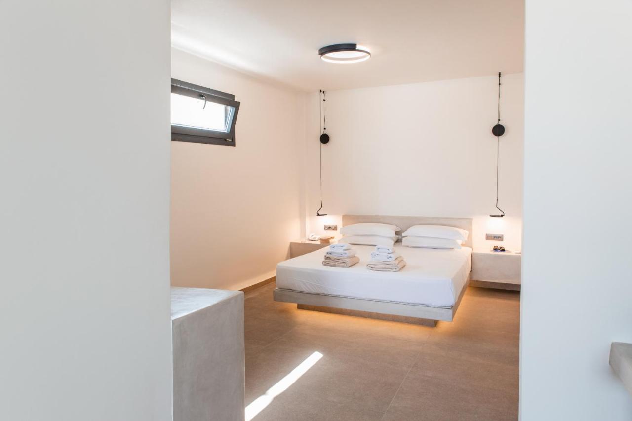 North Wind Luxury Suites Oía Eksteriør billede