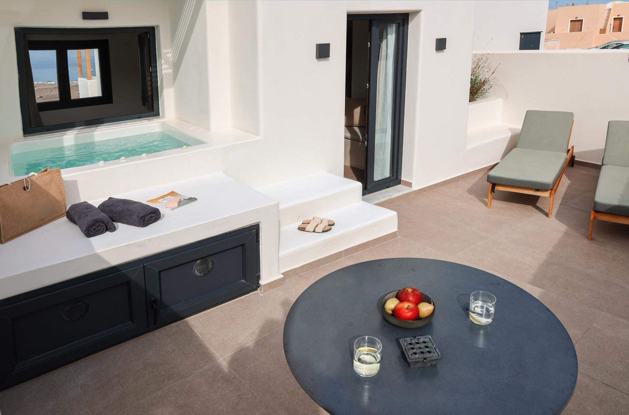 North Wind Luxury Suites Oía Eksteriør billede