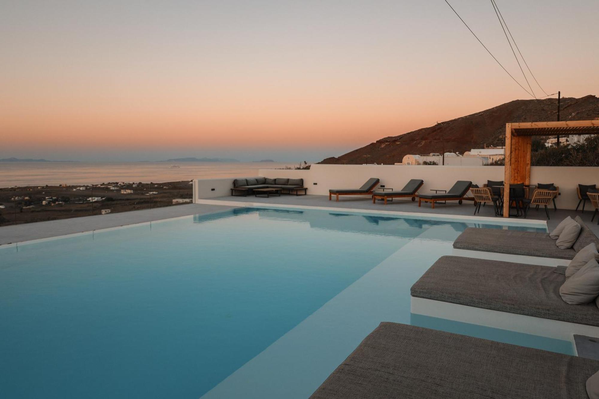 North Wind Luxury Suites Oía Eksteriør billede
